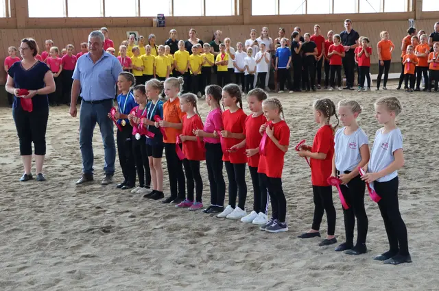 Bewerb Einzel Trab kleine Tonne/A | Foto: Gerhard Langmann