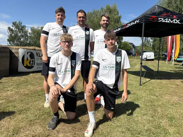 Der Sportverein Heiligenkreuz konnte sich am Ende über Platz drei freuen.  | Foto: Elisabeth Kloiber