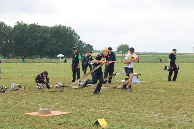 Neben dem umfangreichen Lagerprogramm standen auch die Bewerbe um das Landesfeuerwehrjugendbewerbsabzeichen sowie das Landesfeuerwehrjugendleistungsabzeichen im Mittelpunkt.  | Foto: Elena Müllner