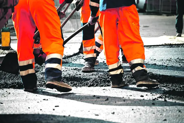 Einigen Grieskirchnerinnen und Grieskirchnern steht ein starker Baustellensommer bevor.  | Foto: blasbike/Panthermedia