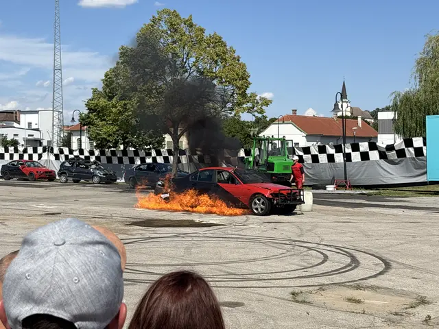 Brennende Stunts - Pyroeffekte sorgen für zusätzliche Gänsehaut. | Foto: Alexandra Goll