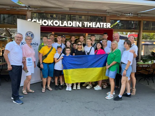 Gemeinsam besuchten die Waisenkinder aus der Ukraine auch die Schokoladenfabrik Zotter. | Foto: Kiwanis