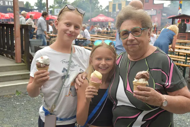 Ein Toretti-Eis mit der Oma sorgten für gute Laune. | Foto: Michael Strini