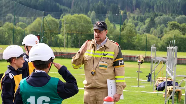 Christoph Gruber - hier in seiner Funktion als Bewerter - erhielt das Bewerterverdienstabzeichen in Stufe 2. | Foto: LFKDO Salzburg – LM Elias Aussenegg