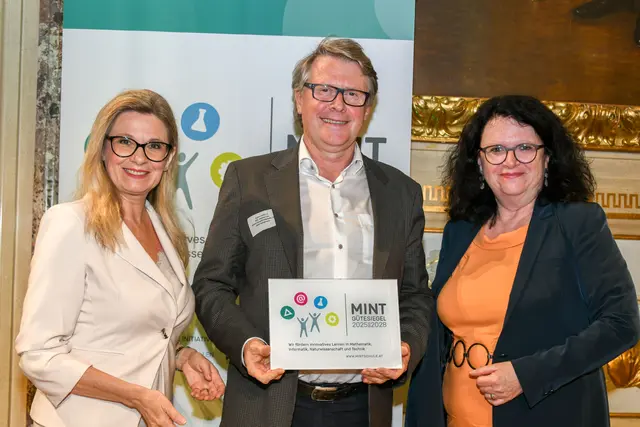ORF Wetterlady Christa Kummer, Direktor Wolfgang Bodei und Sektionschefin Doris Wagner | Foto: Markus Prantl
