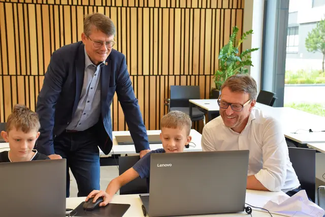 Begeistert wurden die neu erlernten Programmierfähigkeiten präsentiert