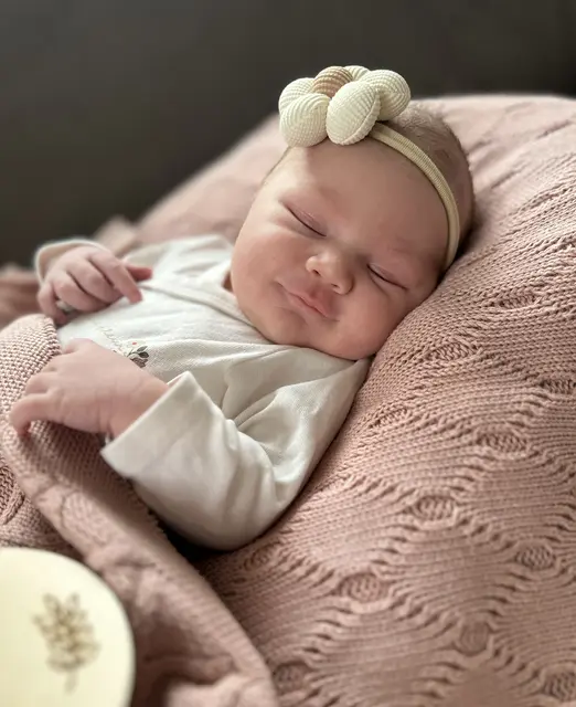 Name: Emma
Geburtstag: 04.07.2025
Gewicht: 3.270 g
Größe: 51 cm
Eltern: Tamara Goray und Georg Reicher aus Zeltweg | Foto: Tamara Goray und Georg Reicher