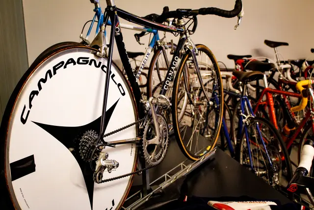 Im Loft befindet sich eine große Sammlung an besonderen Vintage-Rennrädern aus Tafatsch' Privatbesitz und dem international bekannten Sammler Thai Do.