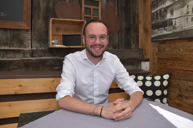 "Es ging uns nicht darum, ein neues Mascherl zu erfinden. Aber es ist wichtig, eine Marke zu haben, damit die Leute best- und schnellstmöglich unterstützt werden können", so Bgm. Patrick Geir. | Foto: Kainz