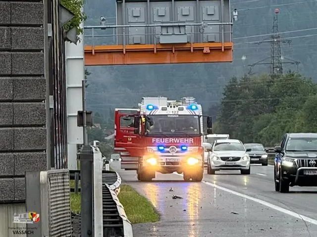 Insgesamt waren rund 16 Feuerwehrkräfte im Einsatz.  | Foto: FF Vassach