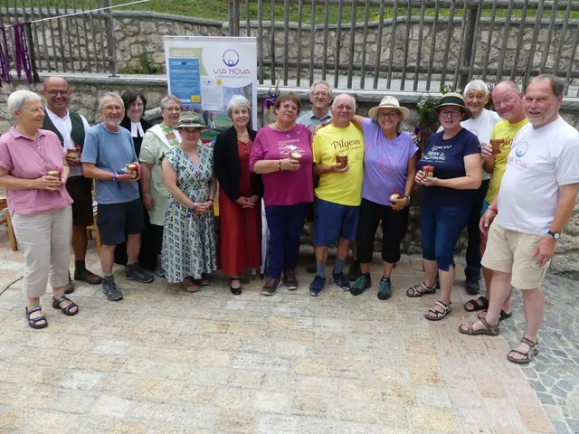 Die Arbeitsgruppe „20 Jahre Via Nova" freut sich über ein gelungenes Pilgerfest. | Foto: Verein Europäischer Pilgerweg, Matthias Geyer