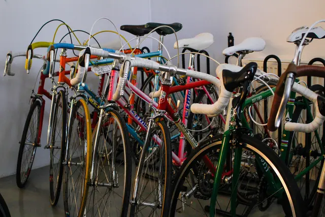 Im Loft befindet sich eine große Sammlung an besonderen Vintage-Rennrädern aus Tafatsch' Privatbesitz und dem international bekannten Sammler Thai Do.