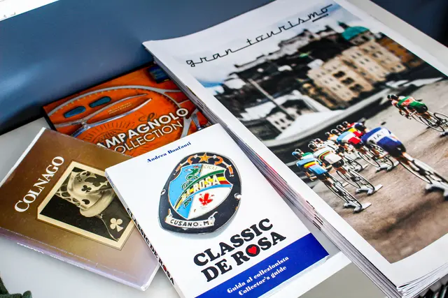 Druckprodukte aus aktueller und längst vergangener Zeit. 