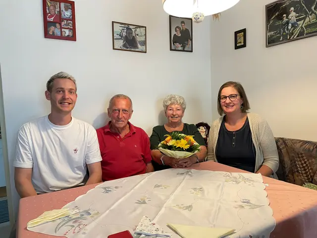 Manuel Gölß, Helmut und Christine Schwarz und Genovefa Scheibenreiter. | Foto: Stadt Hainfeld