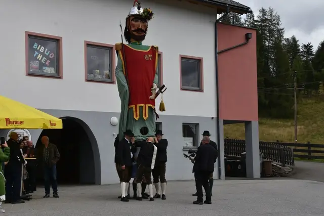 Der Samson hat in Krakaudorf immer einen großen Auftritt. | Foto: Anita Galler