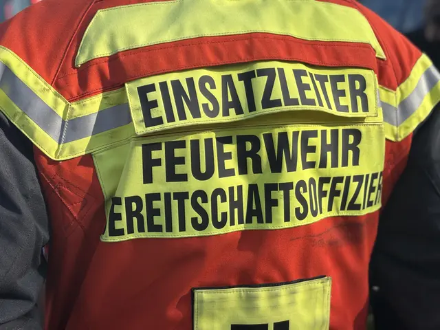 Bei der Nachschau am Einsatzort wurde die tote Person entdeckt, schildert Feuerwehrsprecher Christian Feiler. (Symbolfoto) | Foto: Andreas Pölzl/MeinBezirk