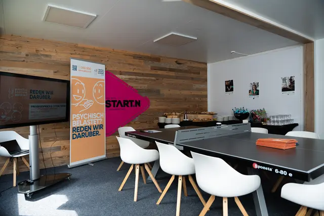 In Kitzbühel und in Landeck wurde jeweils eine Erstanlaufstelle eröffnet. | Foto: Georgios Papaconstantis