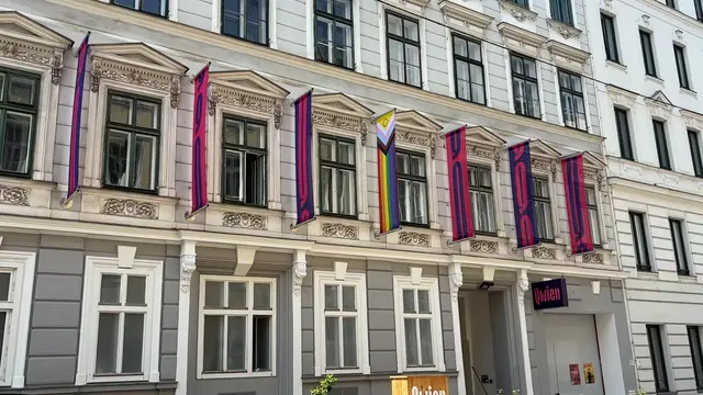 Mit beim Straßenfest dabei: das nur wenige Meter vom Identitären-Standort entfernte queere Zentrum Qwien. | Foto: Andreas Pölzl/MeinBezirk