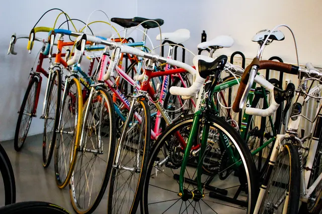 Im Loft befindet sich eine große Sammlung an besonderen Vintage-Rennrädern aus Tafatsch' Privatbesitz und dem international bekannten Sammler Thai Do.