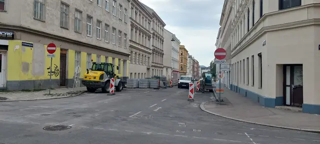Die Bauarbeiten zwischen Wichtelgasse und Geblergasse führen auch zu Einschränkungen im Verkehr.  | Foto: BV 17