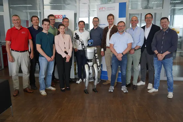 Mit einem Kickoff-Meeting am Campus Wels der FH Oberösterreich startete eine Kooperation aus Wissenschaft und Wirtschaft zum Einsatz humanoider Roboter in der industriellen Produktion.
 | Foto: FH OÖ