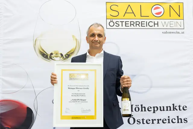 Werner Grolly ist Salon Sieger 2025 | Foto: Alissar Najjar