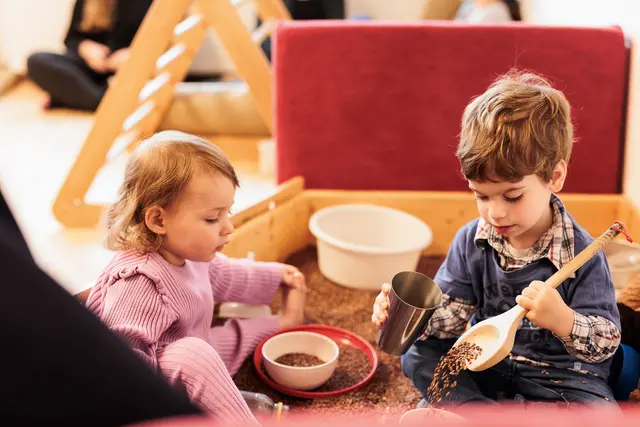 Gefördert wurden auch das Eltern-Kind-Zentrum in Wels oder eine Outdoor-Picknick-Garnituren für den Caritas-Kindergarten „rundherum“ in Thalheim. | Foto: eww