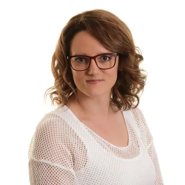 Bezirksfrauenvorsitzende und Eberschwangs Vizebürgermeisterin Christin Mayrhofer macht zum Equal Pension Day am 19. Juli auf die massive Pensionslücke aufmerksam. | Foto: SPOÖ