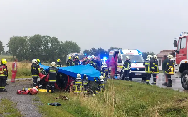 Personenrettung auf der B36 | Foto: FF Waidhofen/Thaya