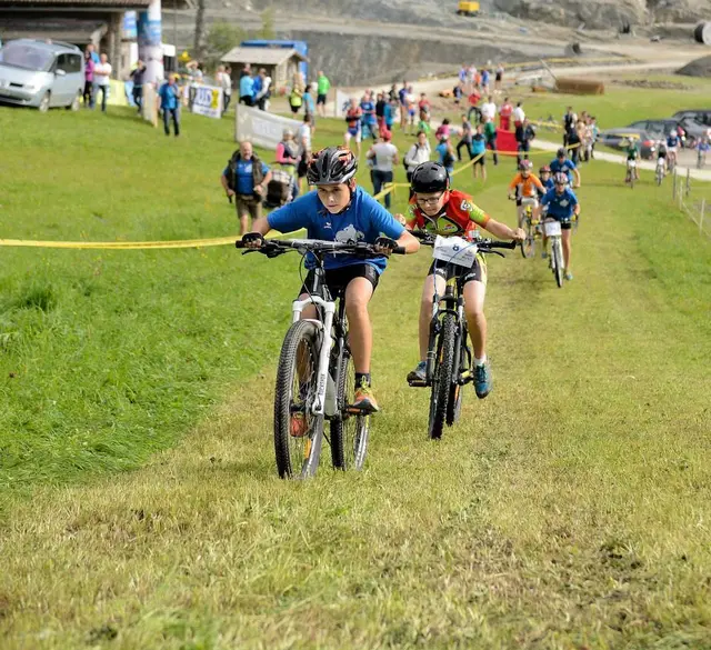 Am 30. August findet in St. Johann zum 30. Mal das „Aufi &amp; Owi“ Mountainbike-Rennen statt. | Foto: Aufi & Owi