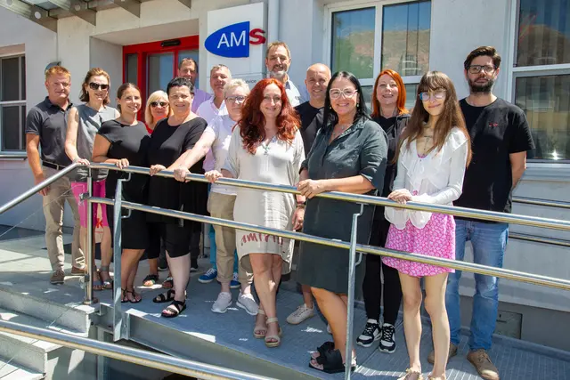 Besuch beim AMS Oberpullendorf: Der persönliche Austausch mit den Beschäftigten stand für AK-Präsident Michalitsch im Mittelpunkt. | Foto: AK Burgenland