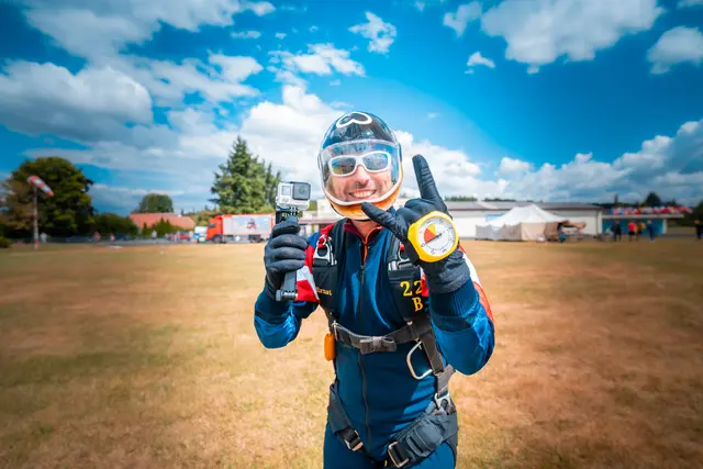 Seit knapp 30 Jahren ist Wochner-Reithmayr dem Fallschirmsport verfallen | Foto: slavikfotografie