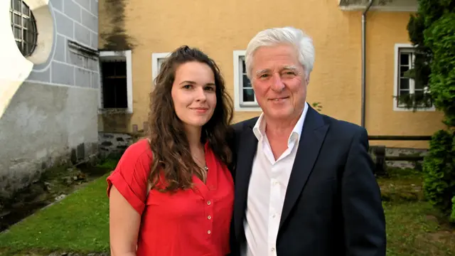 Sanka Kostić und Horst Hasslacher, Freundin und Vater des Sängers Michael Hasslacher