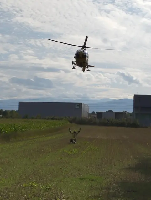 Auch der Rettungshubschrauber musste angefordert werden. | Foto: Freiwillige Feuerwehr Wagnitz