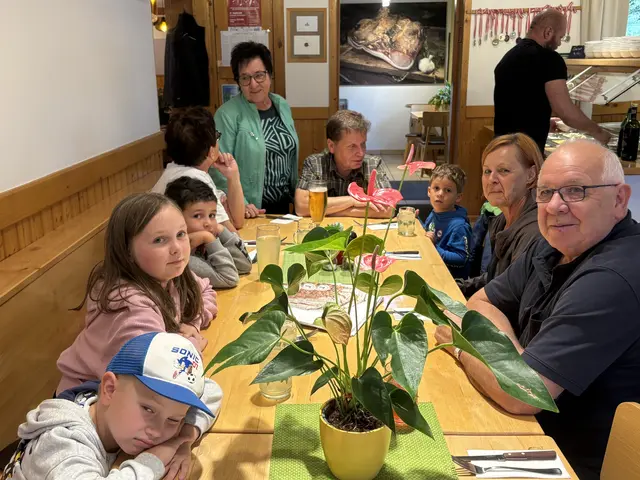 Die Generationen beim Ausflug vereint | Foto: Pensionistenverband