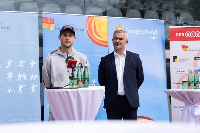 Dominic Thiem mit Landeshauptmann Heinrich Dorner bei der offiziellen Vorstellung der „Thiem Academy Burgenland“ in Oberpullendorf. | Foto: Landesmedienservice Burgenland