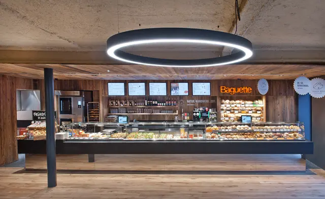 Unsichere Zukunft: Einige Baguette-Filialen sollen geschlossen werden. Die Gewerkschaft GPA Tirol bietet Baguette-Beschäftigten Unterstützung an. | Foto: Baguette/Kathrin Auer