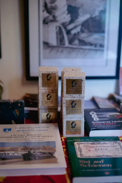 Die Briefbeschwerer aus Originalstein der Kalten Rinne. | Foto: Santrucek