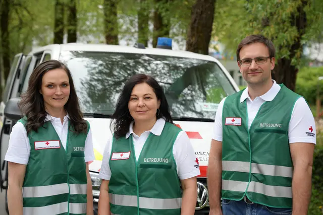 Martina Mösl, Carina Stabauer und Harald Wolfesberger leiten als Führungstrio die Krisenintervention im Roten Kreuz Salzburg. | Foto: Rotes Kreuz Salzburg