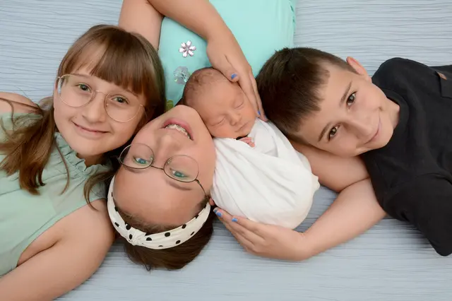 Name: Noah im Kreise der Liebsten
Geburtstag: 11.07.2025
Gewicht: 2.530 g
Größe: 48 cm
Eltern: Andrijana und Dejan Pratljacicund aus Timmersdorf
 | Foto: Babysmile