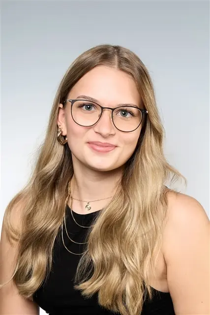 Prüfungserfolg. ST. AEGIDI: Maria Aschenberger mit gutem Erfolg an der HTL Leonding mit Ausbildungsschwerpunkt Medientechnik | Foto: GMR Fotografen GmbH