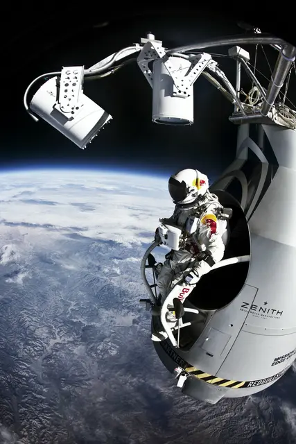 Felix Baumgartner stellte bei seinem Stratosphärensprung drei offizielle Weltrekorde auf und erlangte Weltberühmtheit. | Foto: Red Bull Contentpool