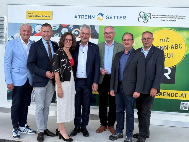 Alfred Babinsky, Stefan Lang, Angelika Büchler, Stephan Pernkopf, Josef Reinwein, Richard Hogl | Foto: Abfallverband Hollabrunn