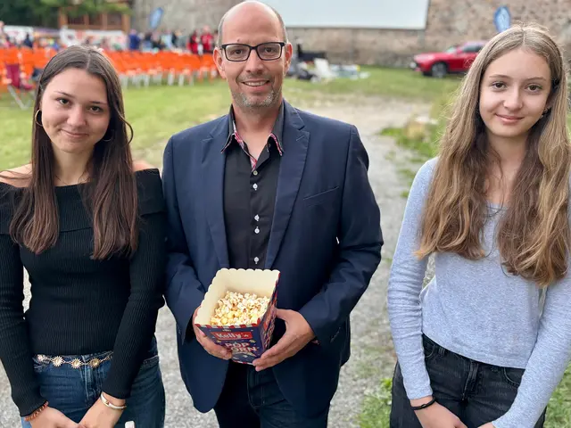 Die offizielle Eröffnung übernahm Stadtrat und EU-Gemeinderat Stefan Jungwirth, der die Gäste herzlich begrüßte. | Foto: Markus Kahrer