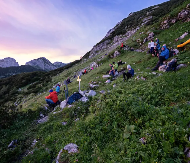 Mehr als normale Weitwanderung, sondern eine ganz besondere Selbsterfahrung:  Als ausgebildeter Bergwanderführer möchte Christian Wirth das Projekt in die Breite tragen. | Foto: M. Zucker