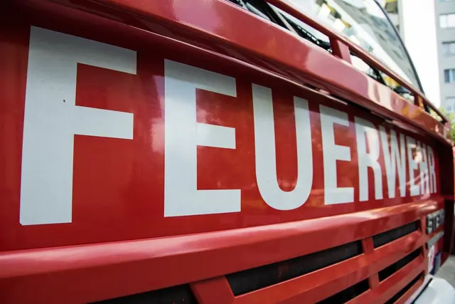 Die Feuerwehren bekämpften die Flammen. | Foto: Pixabay