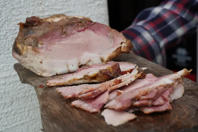 Mit ein paar Tipps und Tricks wird das Fleisch aus dem Griller oder Smoker perfekt. | Foto: Nicole Hettegger