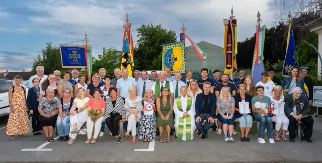 Trotz wechselhaftem Wetter wurde der „Der Tag, Danke zu sagen“ in Sierndorf zu einem herzlichen Fest für Ehrenamt, Zusammenhalt und Gemeinschaft. | Foto: Reinhard Graf