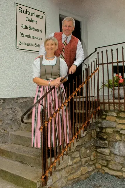 Brigitte und Josef Ruhland vor dem Kulturhaus Kopfing | Foto: Kulturzeit Kopfing