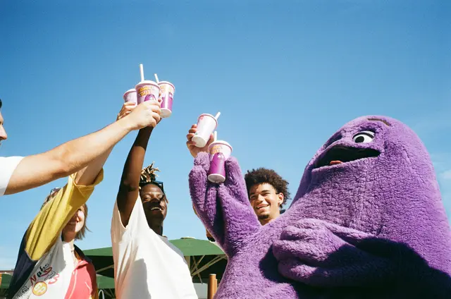 Grimace tourt im Juli durch Österreich. | Foto: McDonald’s Österreich